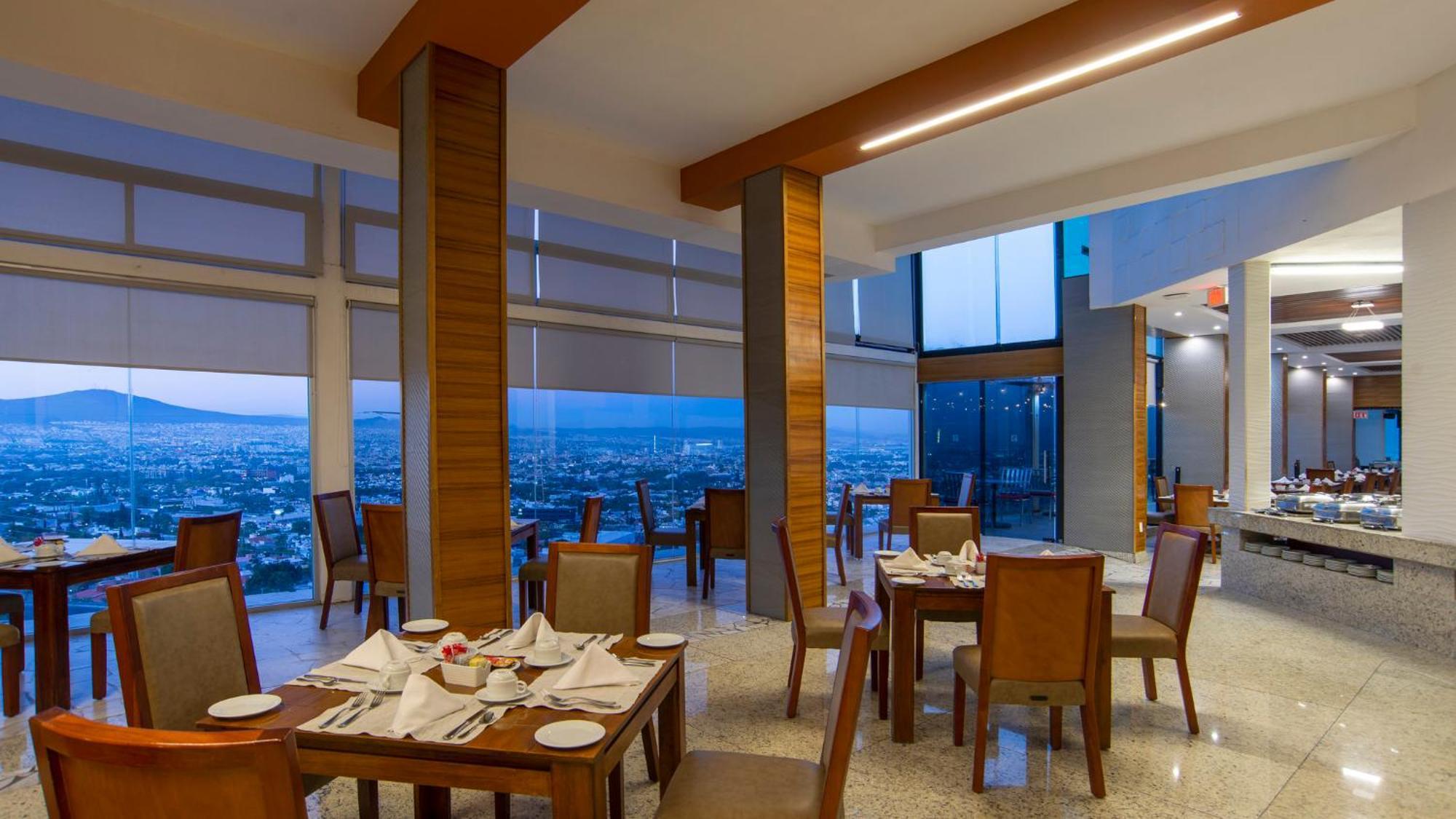 Zona Diamante, An Ihg Hotel